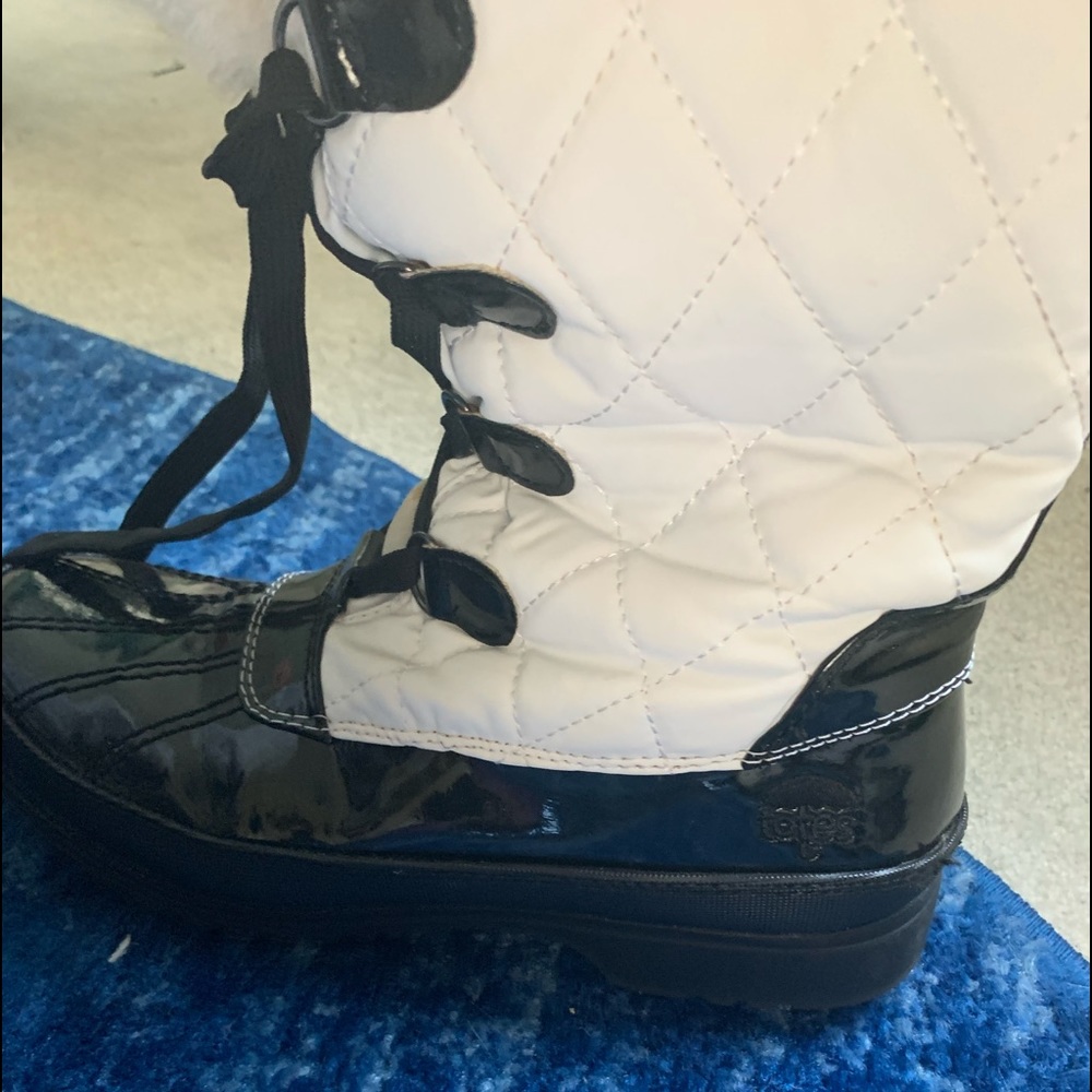TOTE WINTER BOOTS